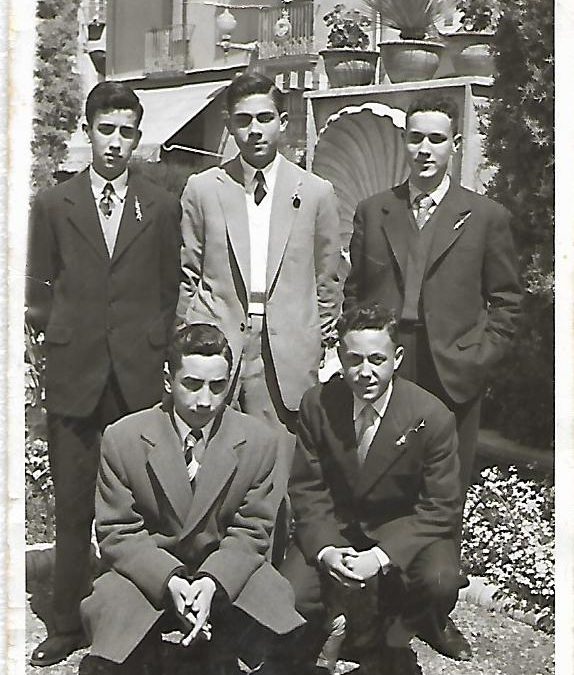 ANY 1957. ELS “POLLOS PERA”